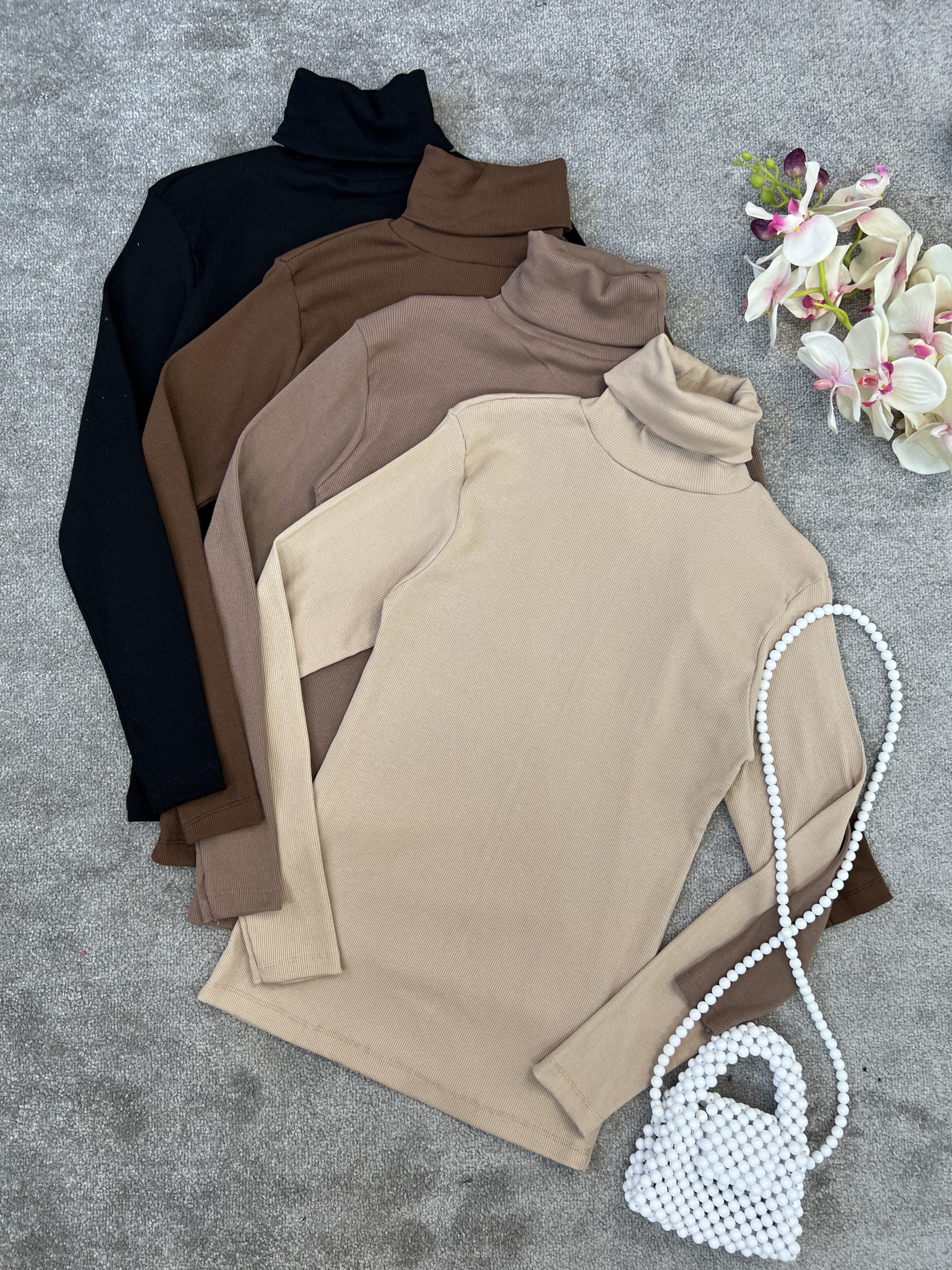 بلوز یقه اسکی قواره دار(3721) - Image 3